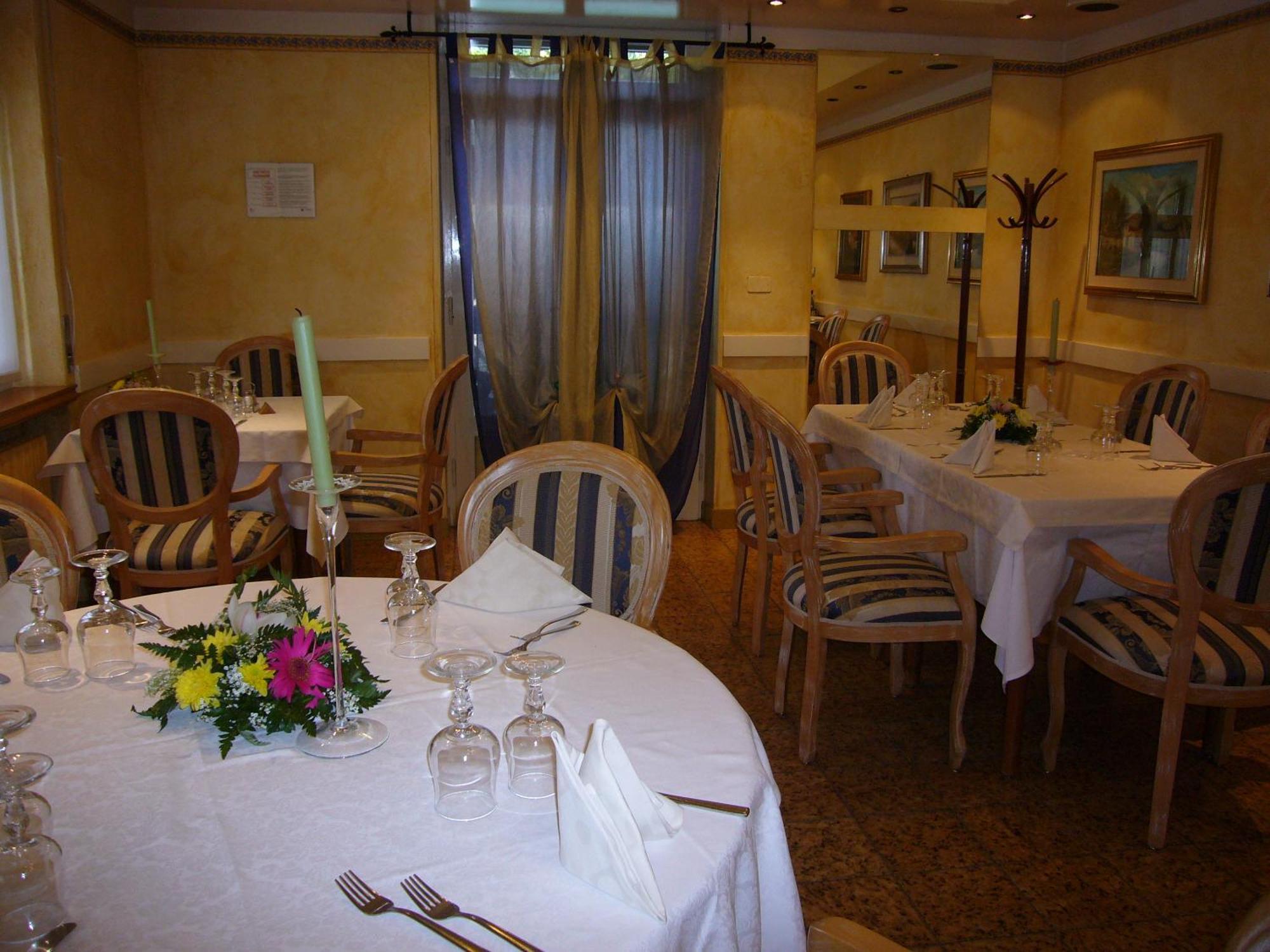 לינה וארוחת בוקר לונאטו Trattoria Bettola מראה חיצוני תמונה